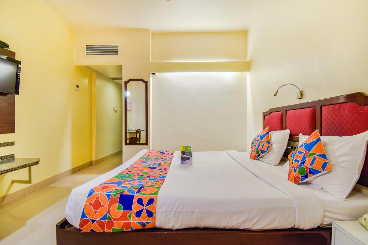 Hotel Ashish Plaza Pune Zewnętrze zdjęcie